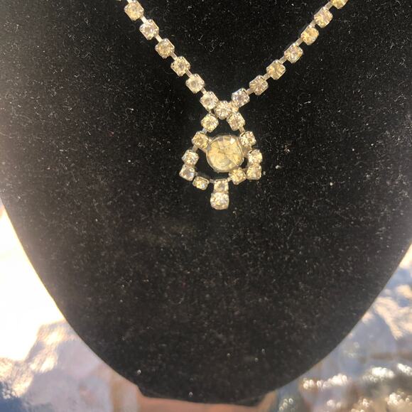 Vintage Women's Rhinestone Silver Tone Necklace - 14" - Picture 2 of 3